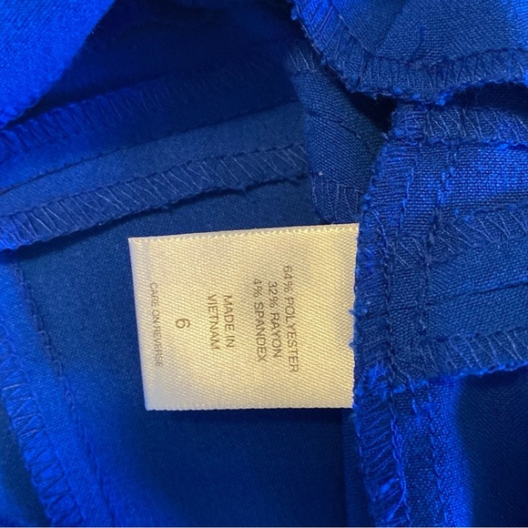 Must bundle Pencil skirt size 6 - Picture 4 of 4